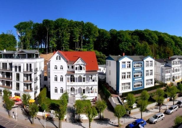 Apartments Haus Eintracht Sellin Zewnętrze zdjęcie