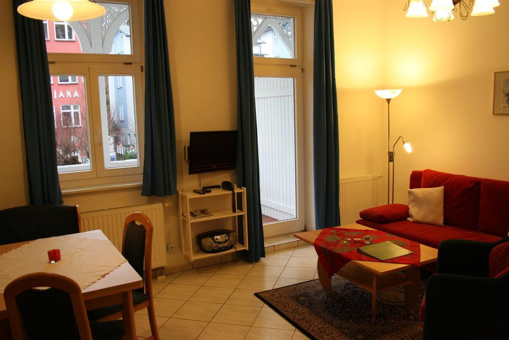 Apartments Haus Eintracht Sellin Zewnętrze zdjęcie
